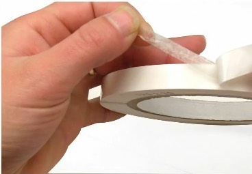 Fingerlift tape